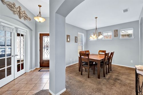 8124 Hickory Upland Dr, Fort Worth, TX, 76131-3586 | Card Image