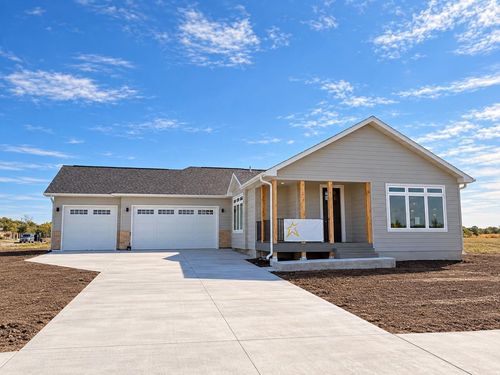 1100 Slate St, Marshall, MN, 56258-2095 | Card Image