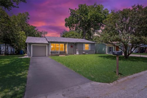 203 E 7th St, Kaufman, TX, 75142-2934 | Card Image