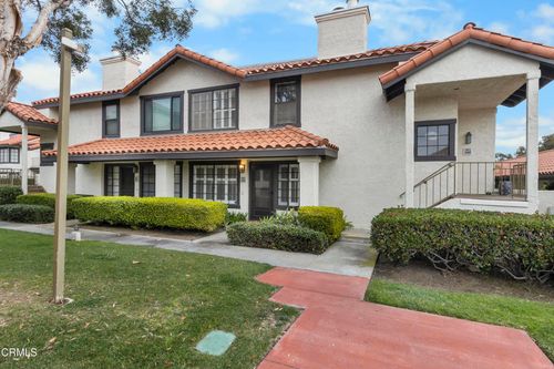 2262 Martinique Ln, Oxnard, CA, 93035-3622 | Card Image