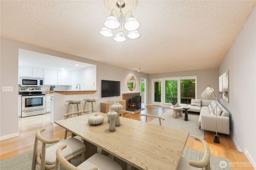 g12-138 Sw 116th St, Seattle, WA, 98146-2374 | Card Image