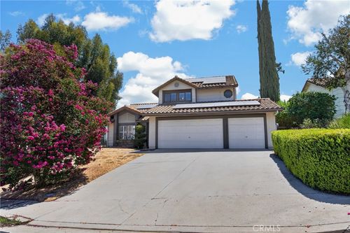 17418 Tuscan Dr, Granada Hills, CA, 91344-1055 | Card Image