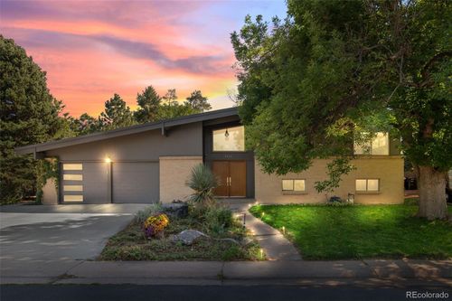6530 E Colorado Dr, Denver, CO, 80224-2202 | Card Image