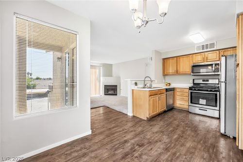 2073-5710 E Tropicana Ave, Las Vegas, NV, 89122-6774 | Card Image