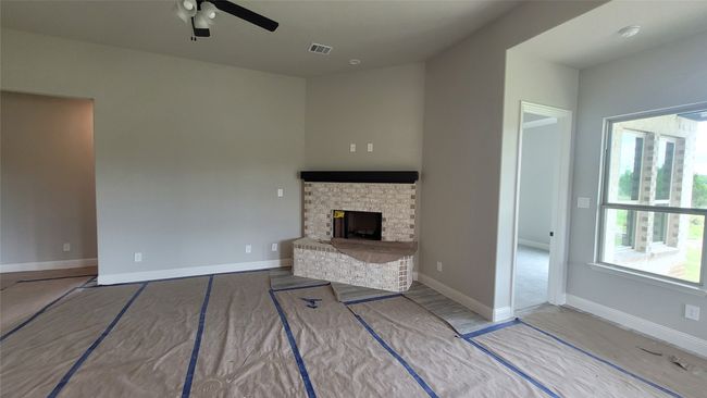 7050 Champion Rd, House other with 4 bedrooms, 2 bathrooms and null parking in Midlothian TX | Image 4