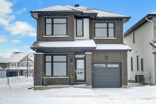 770 Cope Dr, Stittsville, ON, K2S2P9 | Card Image
