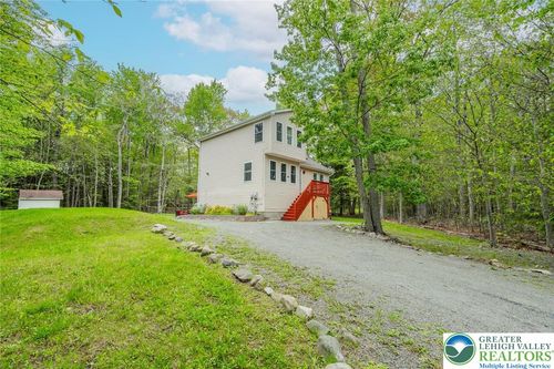 417 Roosevelt Ln, Tobyhanna, PA, 18466-7888 | Card Image