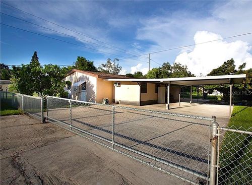 3916 W Oklahoma Ave, TAMPA, FL, 33616-2412 | Card Image