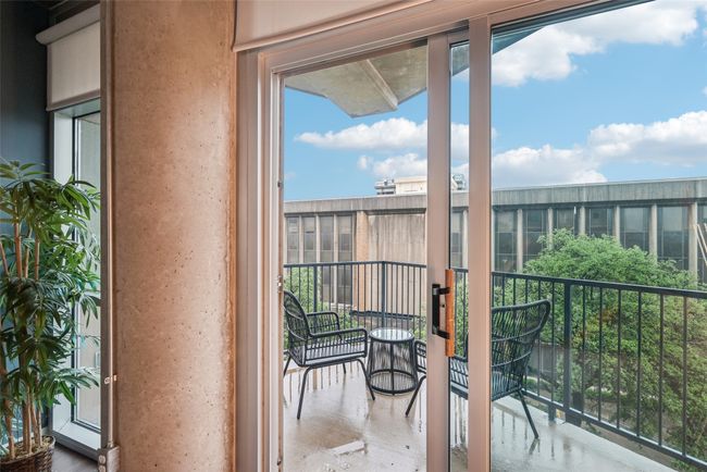 APT-403 - 1001 Belleview St, Condo with 2 bedrooms, 2 bathrooms and null parking in Dallas TX | Image 6
