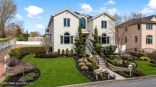119 Lenzie St, Staten Island, NY, 10312-6003 | Card Image