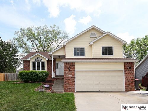 5032 Valley Forge Rd, Lincoln, NE, 68521-1125 | Card Image