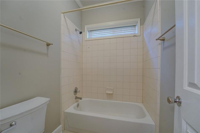 1065 Chippewa Oak Dr, House other with 3 bedrooms, 2 bathrooms and null parking in Dacula GA | Image 36