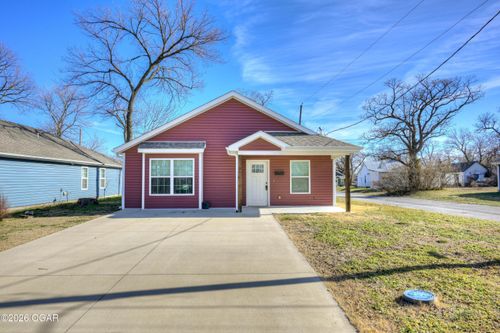 901 N Hall Street, Webb City, MO, 64870 | Card Image