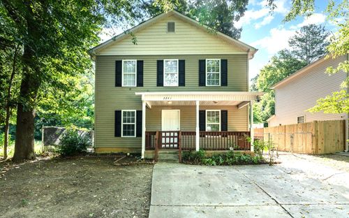3241 Reid Ave, Charlotte, NC, 28208-7168 | Card Image