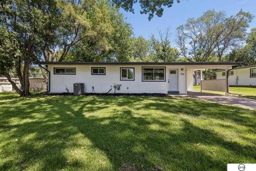 356 Prestwick Rd, Lincoln, NE, 68505-2558 | Card Image