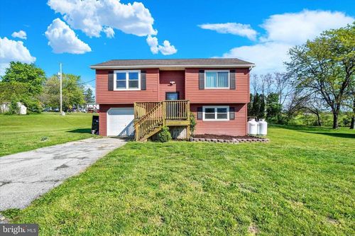 3349 Night In Gale Dr, DOVER, PA, 17315-4737 | Card Image