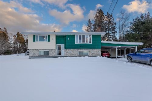 7 Eldervista Dr, Sydney, NS, B1L1C4 | Card Image