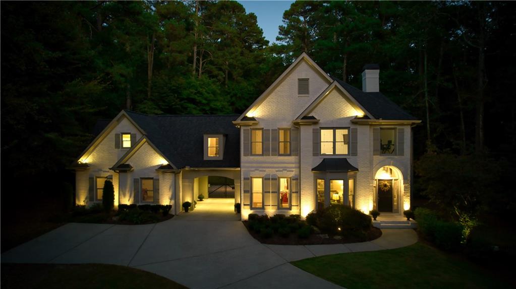 Rhodes Chase Ct, Alpharetta, GA 30004