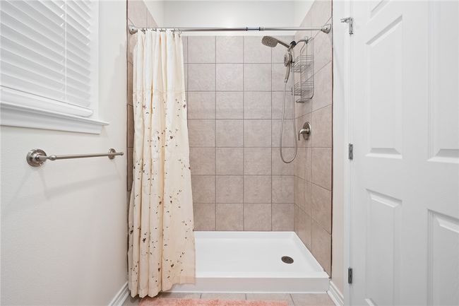 122 Lavaca Cir, House other with 3 bedrooms, 3 bathrooms and null parking in Rockport TX | Image 20