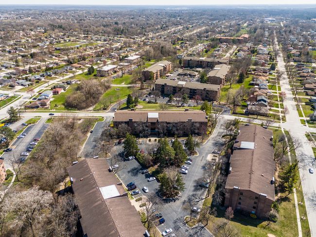 APT-405 - 714 Walnut Dr, Condo with 2 bedrooms, 2 bathrooms and 1 parking in Darien IL | Image 21