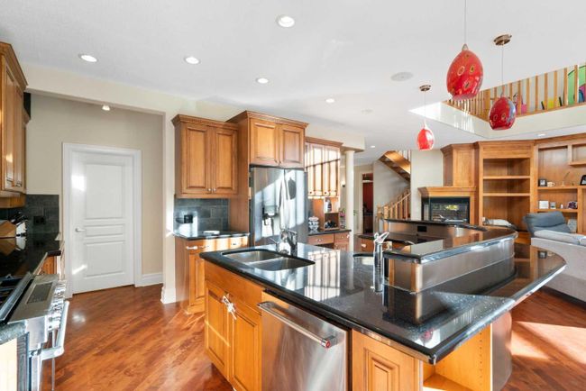 75 Hamptons Close Nw, Home with 5 bedrooms, 3 bathrooms and 4 parking in Calgary AB | Image 17