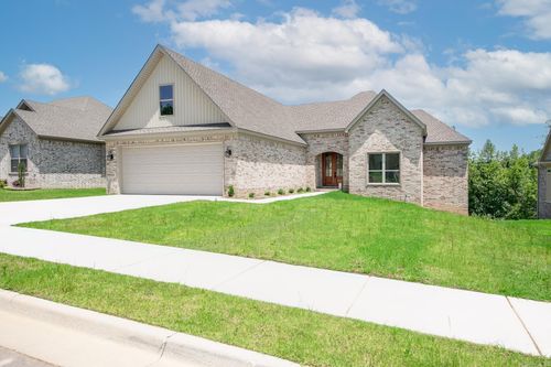 556 Valley Oak Dr, Sherwood, AR, 72120-3216 | Card Image