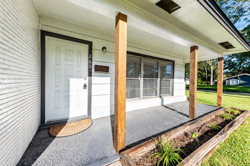 260 Canterbury Dr, Beaumont, TX, 77707-2340 | Card Image