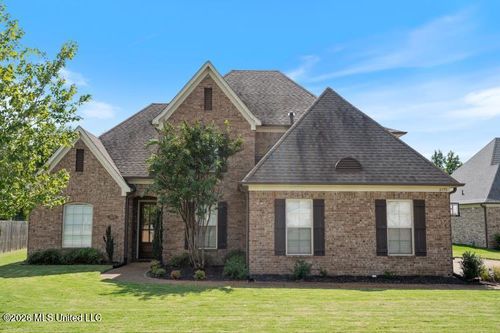 2175 Redbud Cv, Southaven, MS, 38672-7025 | Card Image