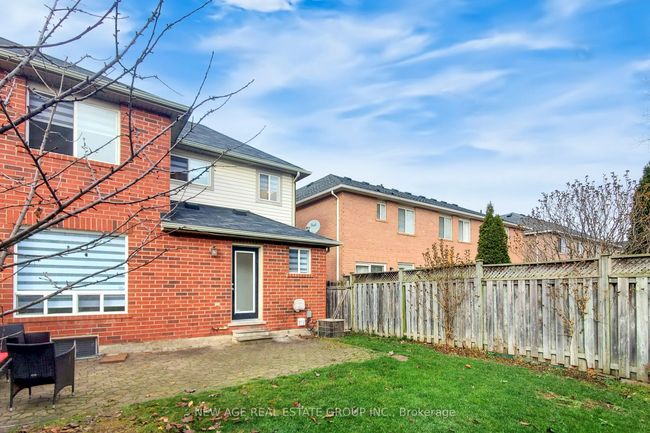 1506 Harwood Dr, House attached with 4 bedrooms, 3 bathrooms and 1 parking in Milton ON | Image 43