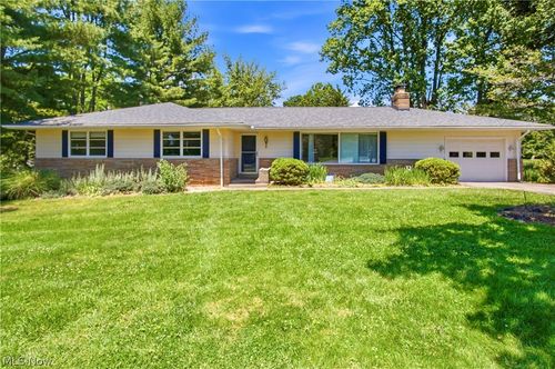 375 Broadview Ave, Zanesville, OH, 43701-1621 | Card Image