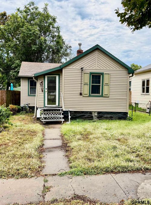 429 E Street, Lincoln, NE, 68508 | Card Image
