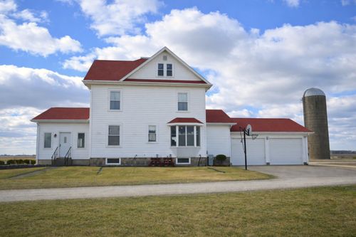 9041 Polo Rd, Rock Falls, IL, 61071-9438 | Card Image