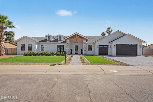 5101 E Laurel Ln, Scottsdale, AZ, 85254-4644 | Card Image