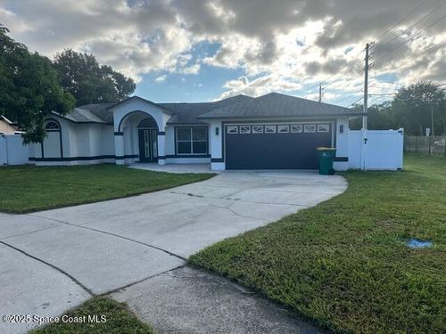 300 Island Oaks Pl, Merritt Island, FL, 32953-4831 | Card Image