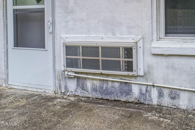 2114 Main St, House other with 3 bedrooms, 1 bathrooms and null parking in Surgoinsville TN | Image 15
