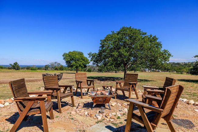 1944 Axis Cir, Home with 3 bedrooms, 2 bathrooms and 2 parking in Fredericksburg TX | Image 28