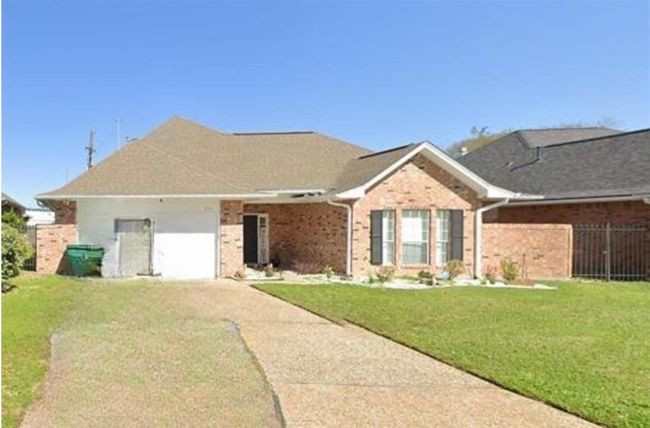 2514 Thunderbird Dr, House other with 3 bedrooms, 2 bathrooms and 2 parking in Orange TX | Image 5