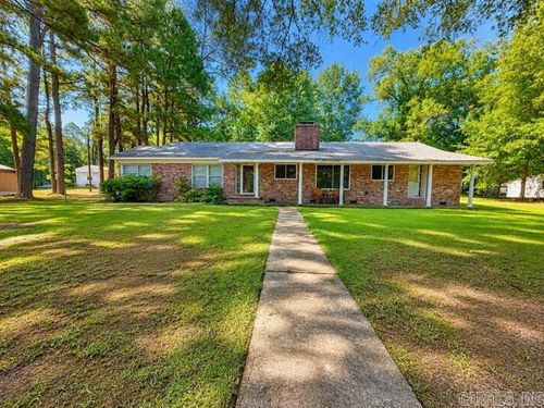 906 E Walnut St, Gurdon, AR, 71743-1336 | Card Image