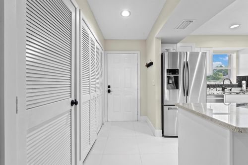 apt-119-6-2950 Se Ocean Blvd, Stuart, FL, 34996-3550 | Card Image