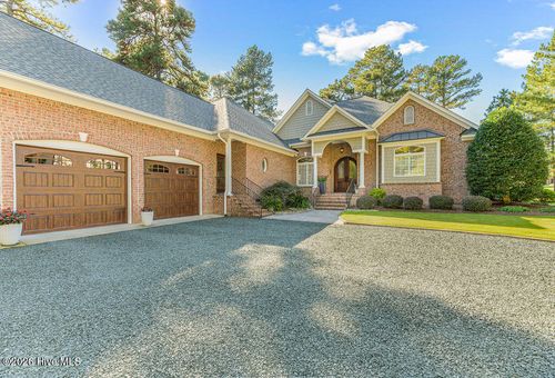 18 Whithorn Ct, Pinehurst, NC, 28374-9753 | Card Image