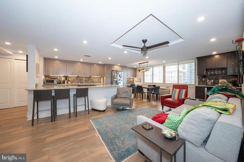 1018-1919 Chestnut St, PHILADELPHIA, PA, 19103-3415 | Card Image