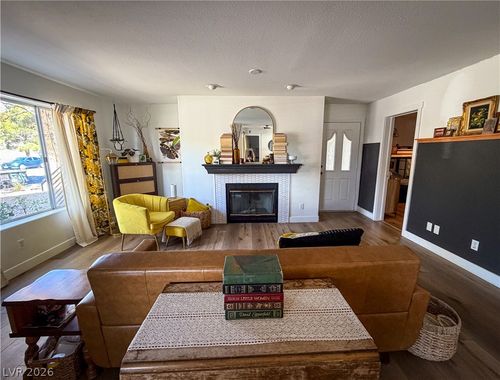 20a-701 Capri Dr, Boulder City, NV, 89005-3366 | Card Image