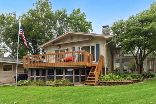 8129 E Wade Ln, North Webster, IN, 46555-9638 | Card Image