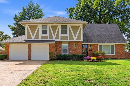 12408 Monroe Ave, Grandview, MO, 64030-1529 | Card Image