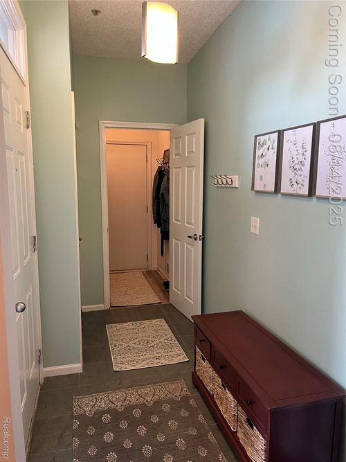 49429 Plymouth Way, Plymouth, MI, 48170-6439 | Card Image