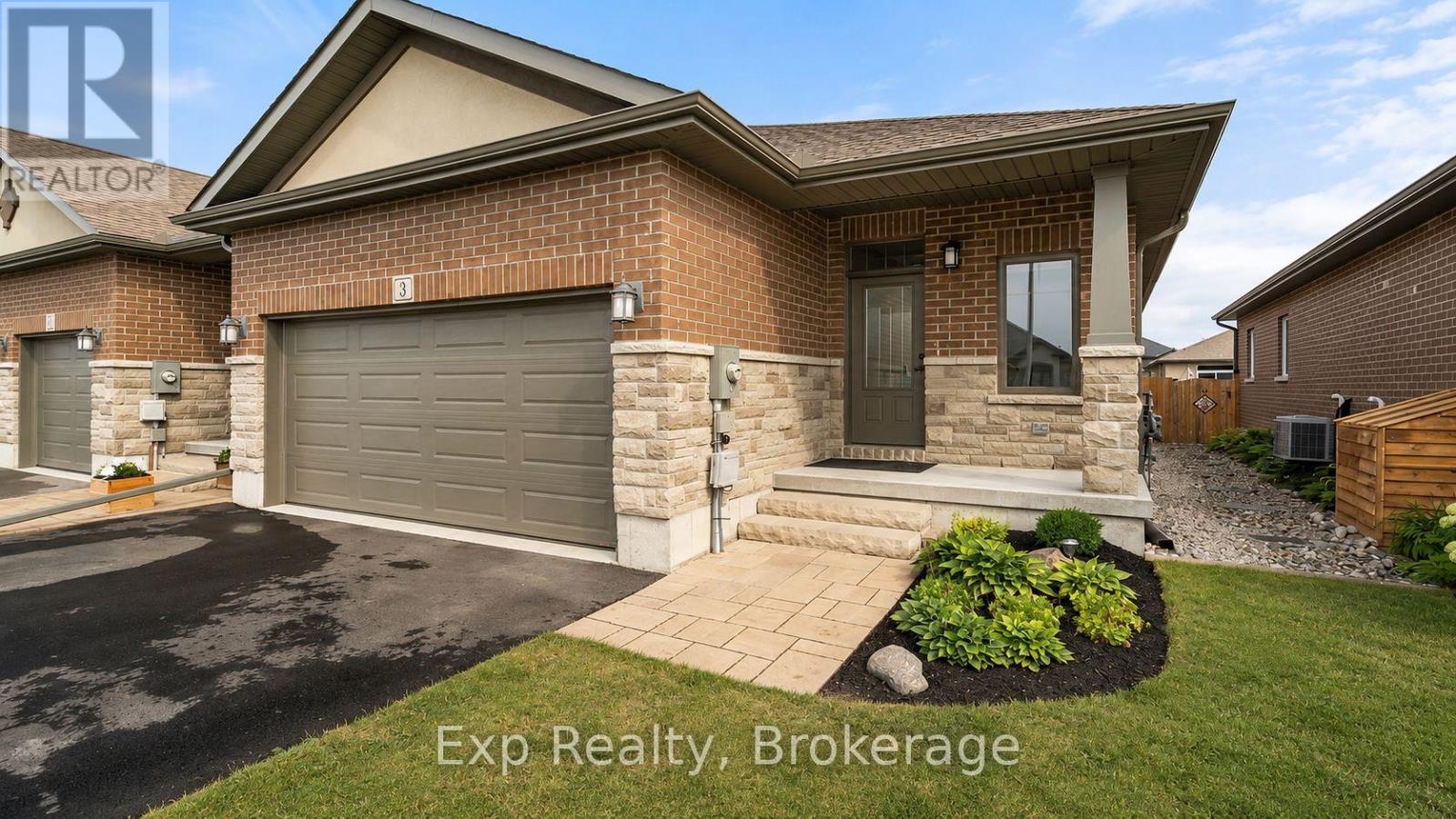 Residential Lease in Belleville (Thurlow Ward)