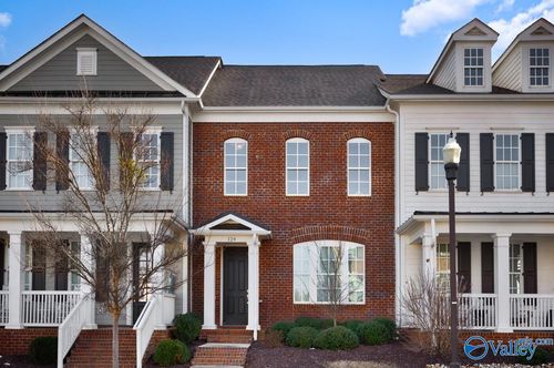 124 Bourbon Aly, Madison, AL, 35758-8116 | Card Image