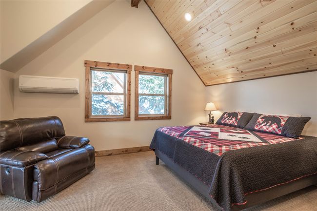 Upper level bedroom | Image 21