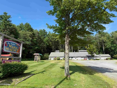 4578 Us Route 7, Pittsford, VT, 05763-9829 | Card Image