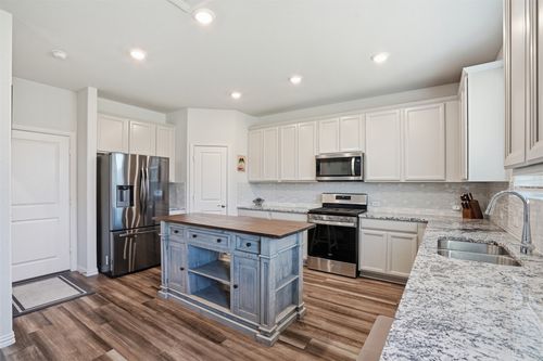 1620 Berry Ridge Trl, Aubrey, TX, 76227-2318 | Card Image